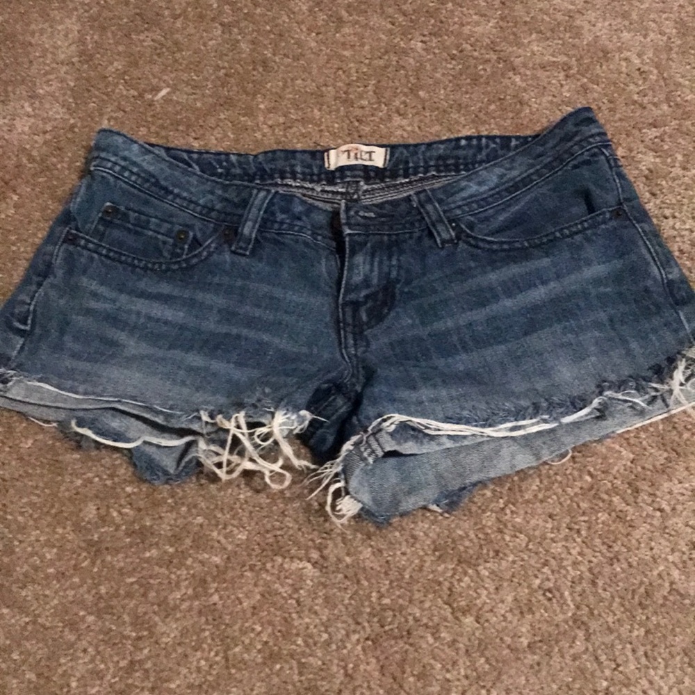 Tilt denim shorts